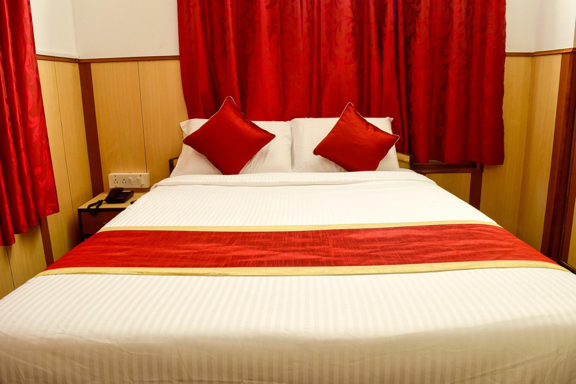 Fabhotel Shivaals Residency - Rajajinagar Bangalore Esterno foto